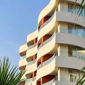 Hotel Amare, Shëngjin
